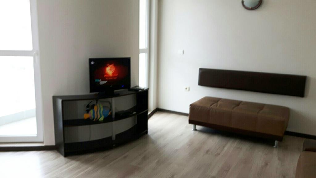 Kraybrezhna Apartment Ahyolu Dış mekan fotoğraf