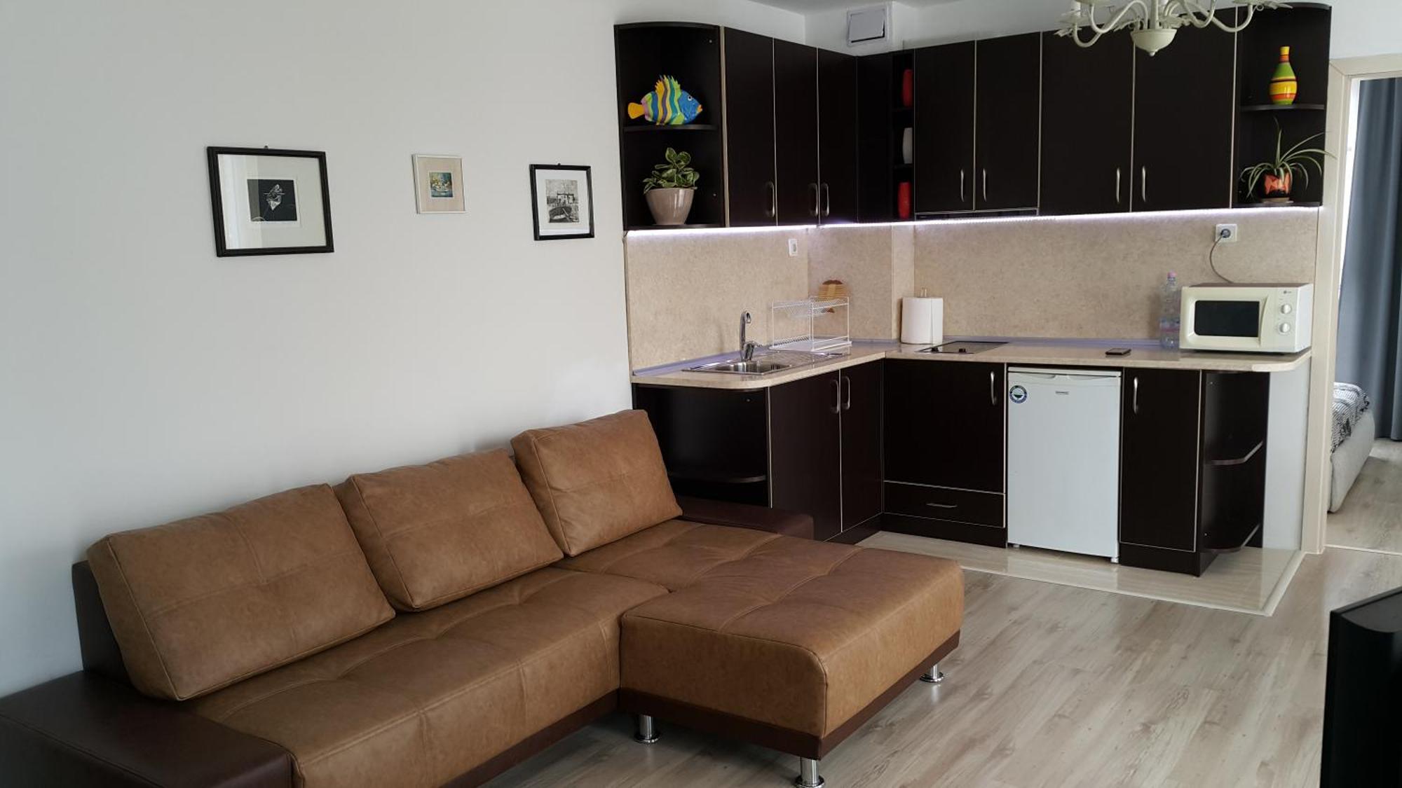 Kraybrezhna Apartment Ahyolu Dış mekan fotoğraf