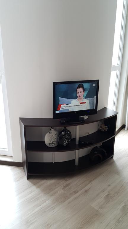 Kraybrezhna Apartment Ahyolu Dış mekan fotoğraf
